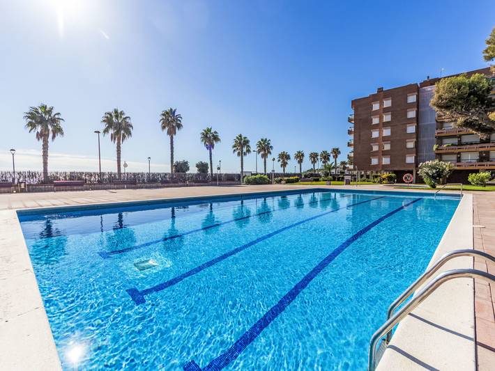 Apartamento de vacaciones para 4 personas, con piscina para niños además de jardín y terraza - 1