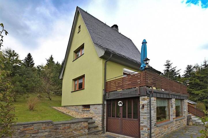Ferienhaus für 5 Personen, mit Garten und Terrasse sowie Sauna, mit Haustier im Erzgebirge