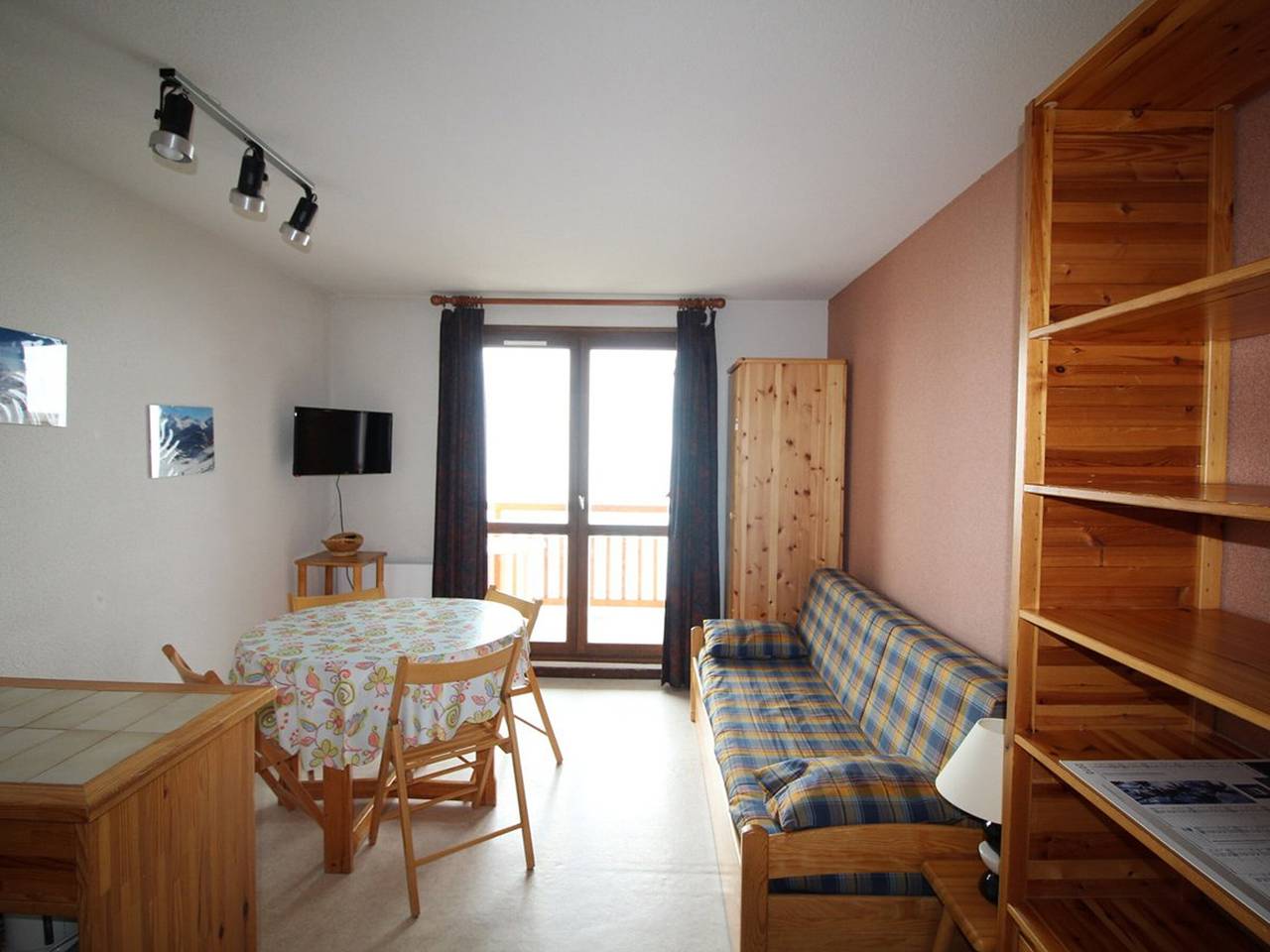 Appartement entier, Studio cabine 4 pers, à 400m des pistes - Auris en Oisans in Auris, Parc national des Écrins