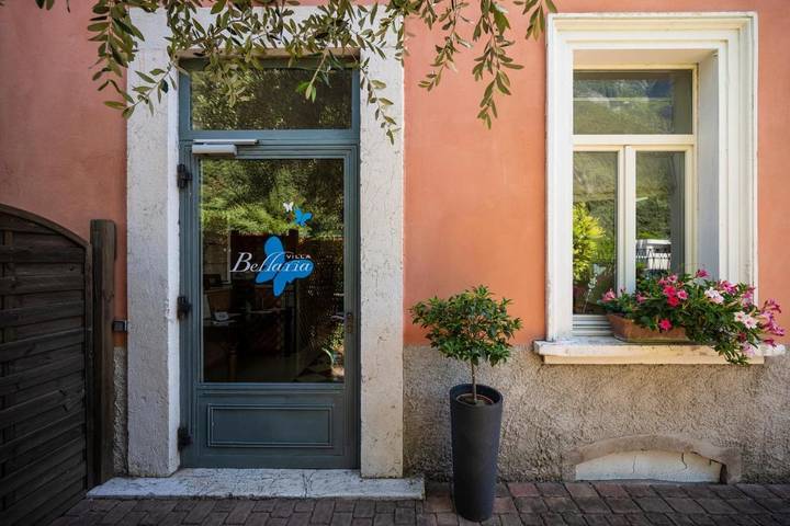 Chambre d’hôte pour 3 personnes, avec vue sur le lac et jardin ainsi que vue et balcon à Riva del Garda - 4