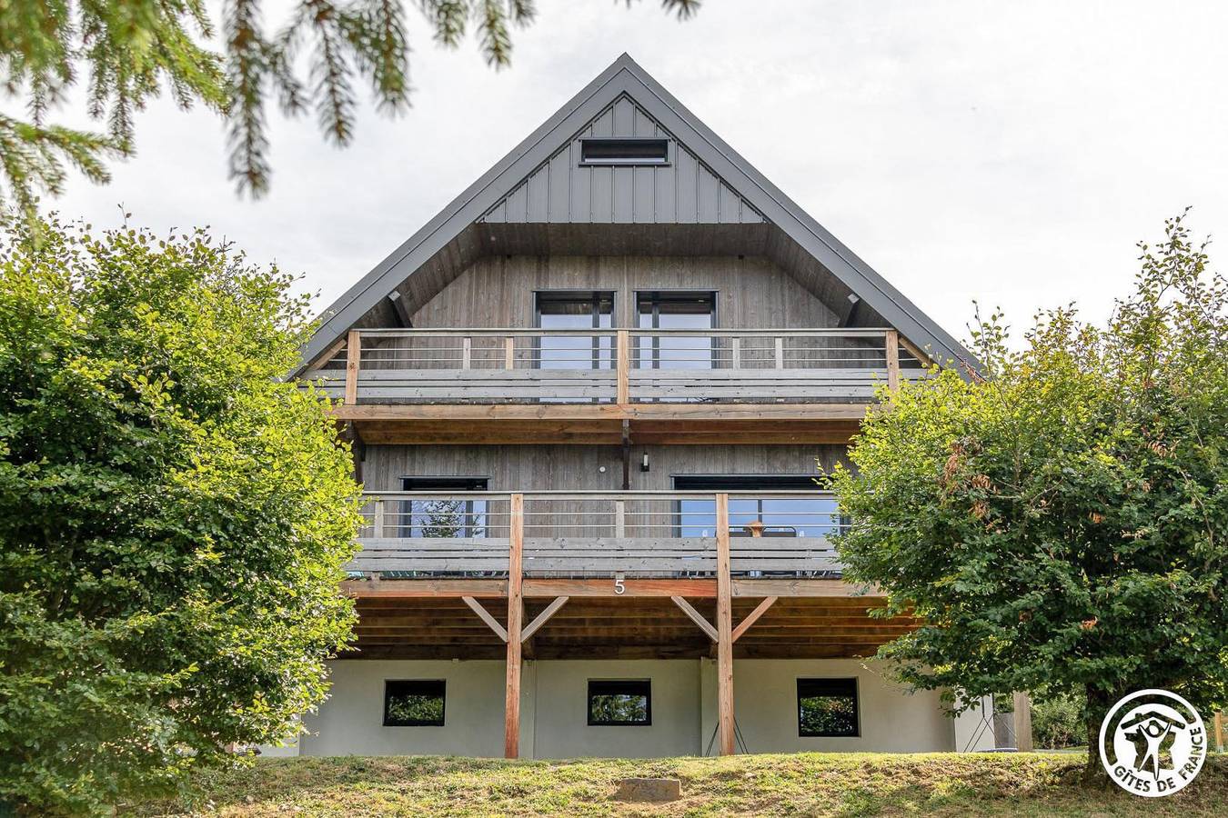 Gîte für 6 Personen mit Terrasse in Super Besse, Besse-et-Saint-Anastaise