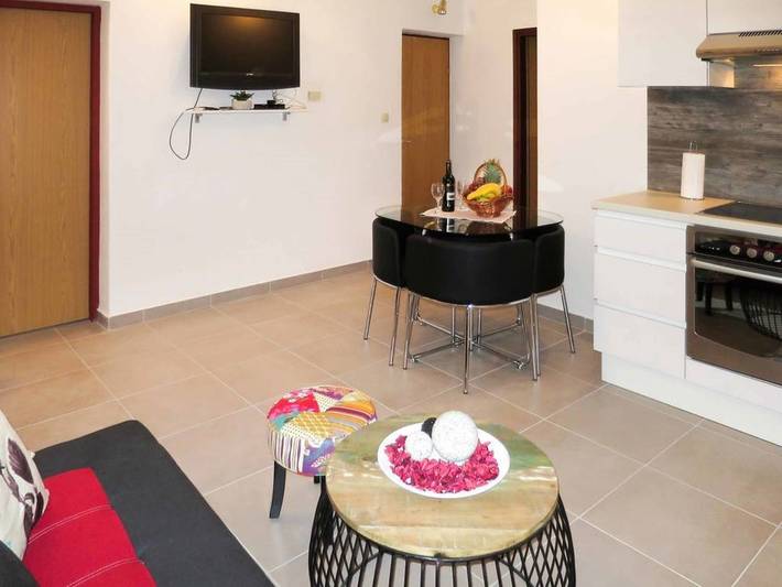 Ferienwohnung für 5 Personen, mit Balkon/Terrasse und Pool, mit Haustier - 1