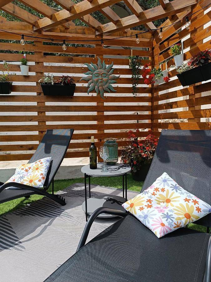 Camping für 5 Personen, mit Garten und Ausblick, mit Haustier auf Murter