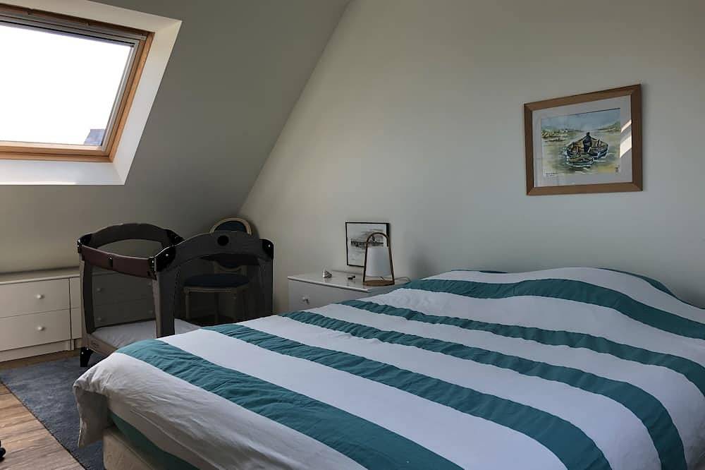 Maison Grand Confort Proche Saint Cava (Lilia), Jardin Internet Balancoire in Lilia, Plouguerneau