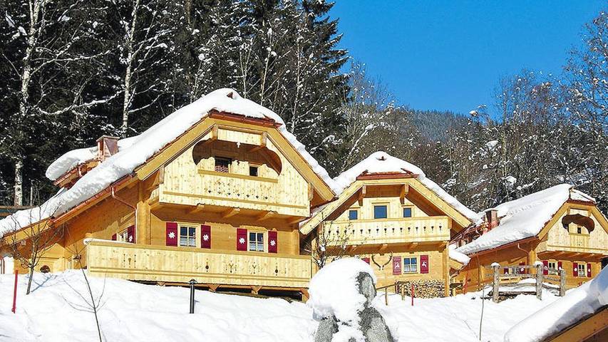Ferienhaus für 8 Personen, mit Pool und Sauna sowie Garten, mit Haustier in Neukirchen am Großvenediger