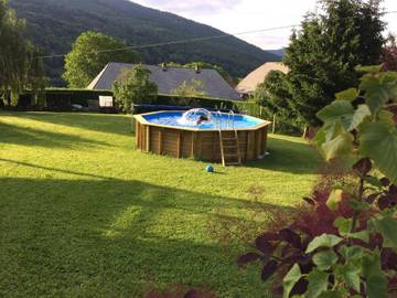 Gîte pour 6 personnes, avec terrasse à Le Noyer