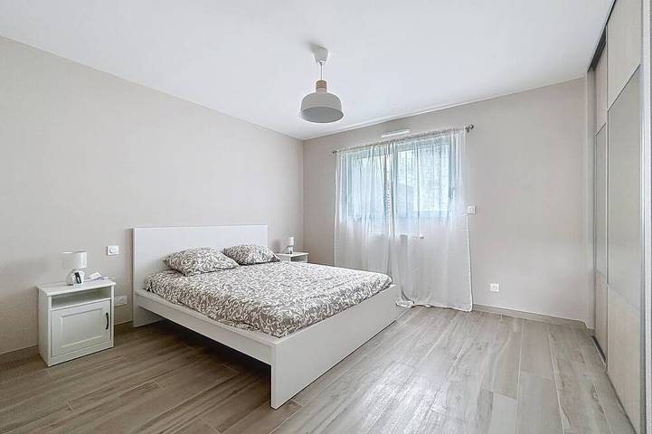 Quiet, bright new house - 4 bedrooms - Near center of Orléans in Orléans, Loire-Tal