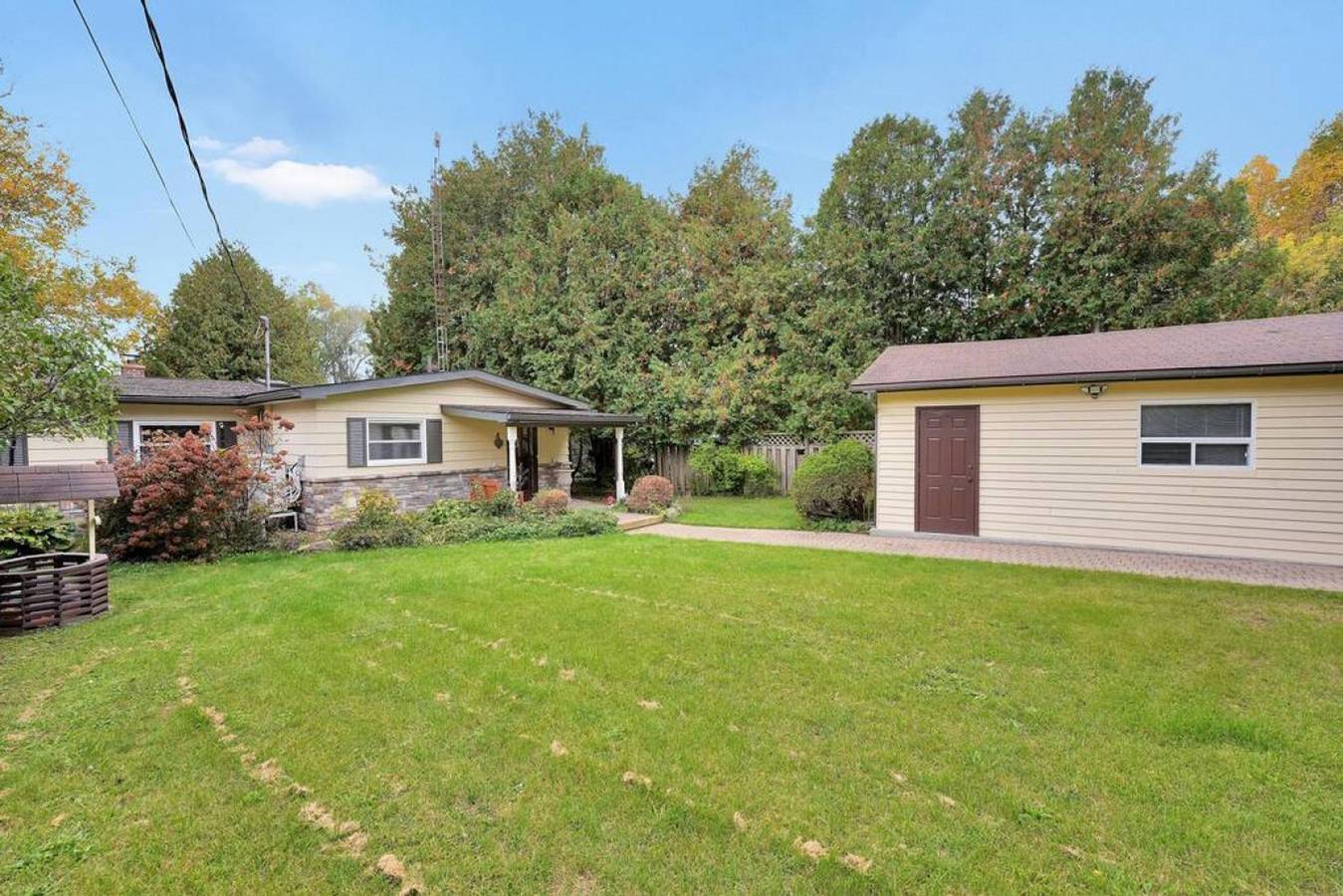 Apartamento entero, Rustic Cottage w/ Heating + Kitchen + Canal Lake in Kawartha Lakes