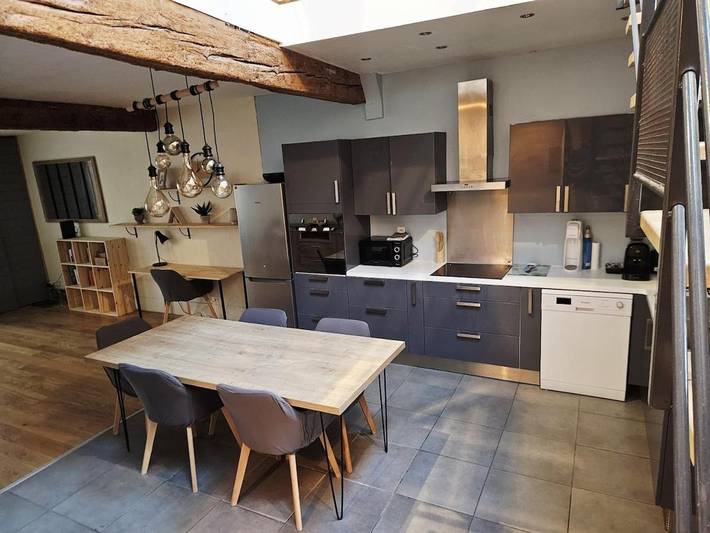 Location de vacances pour 8 personnes, avec jardin ainsi que vue et piscine à Livron-sur-Drôme - 3