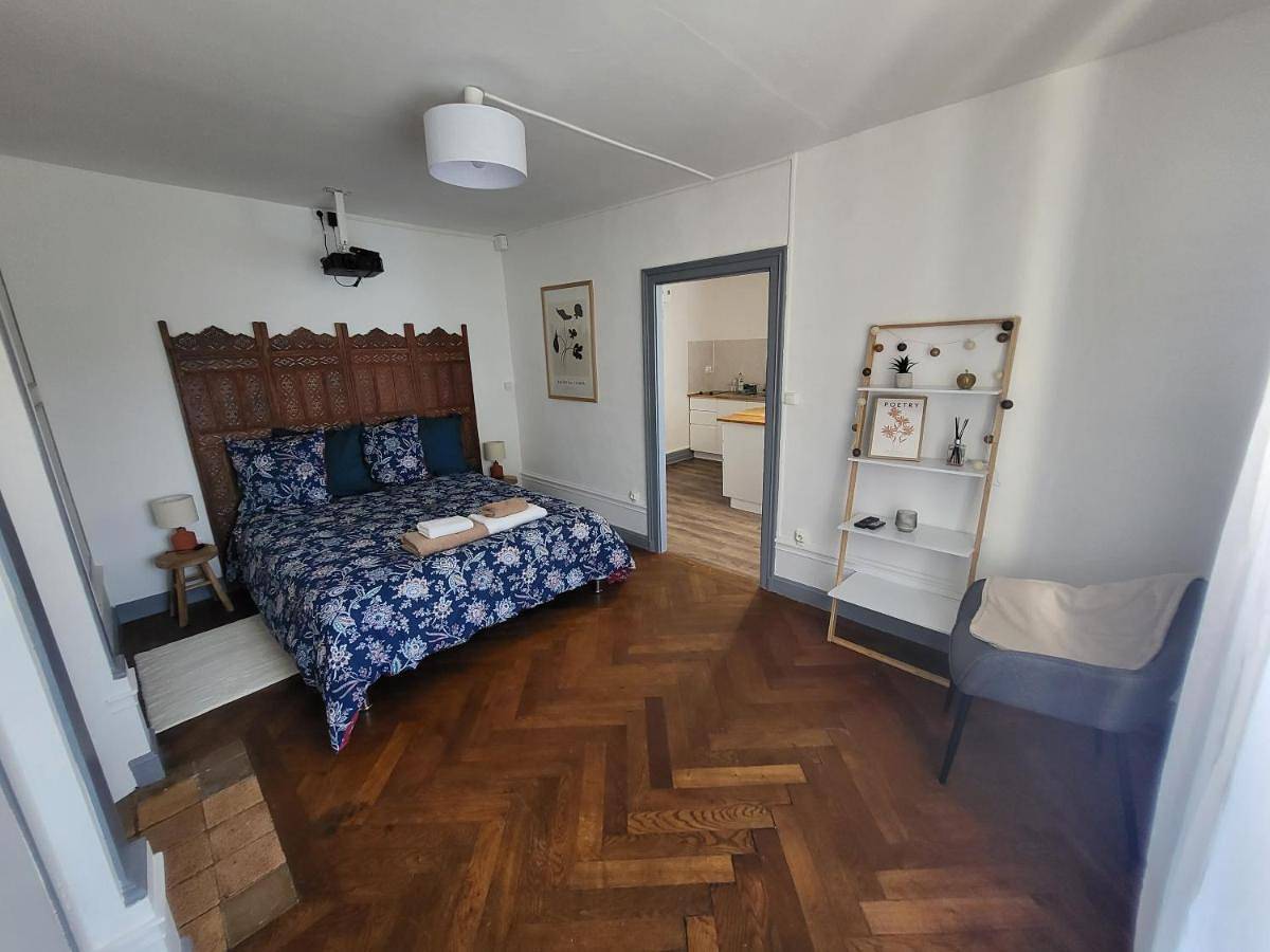 Appartement entier, Le Maupré au Coeur d'Arbois in Arbois (homonymie), Jura Francais