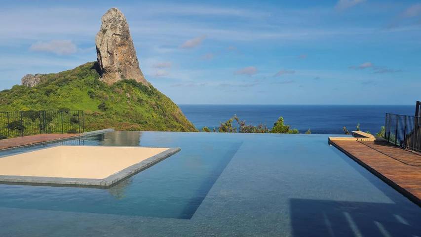 Pousadas para 3 pessoas, com piscina e jardim e ainda vista and sauna em Fernando de Noronha