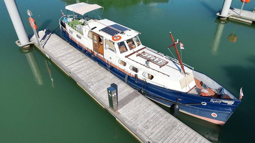 Bateau pour 2 personnes, avec terrasse et vue dans Île de France - 3