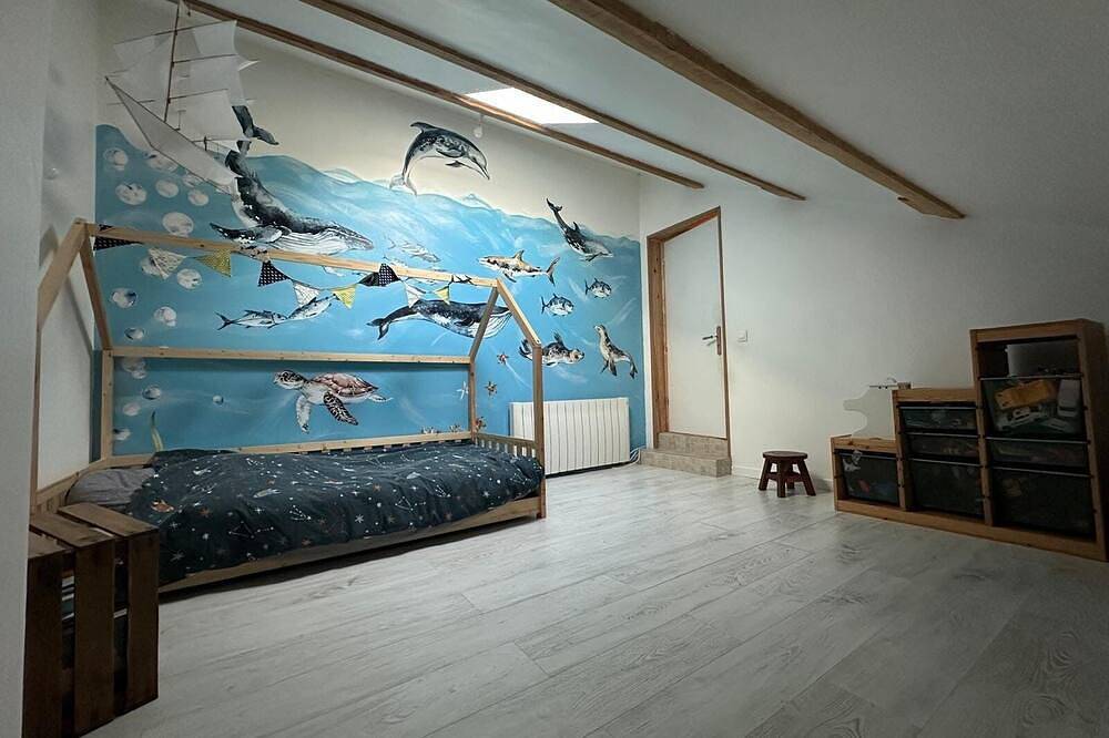 The house - ideal for families, with plenty to keep young and old entertained! in Mimet, Mediterranean Coast (France)