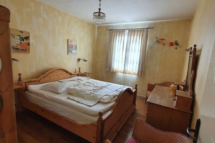 Gîte pour 6 personnes, avec jardin à Lurs - 4