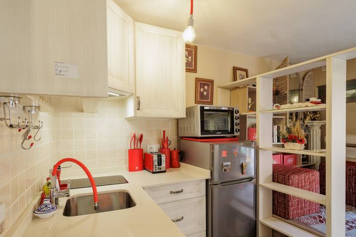 Entire apartment, 'Trajano Casco Antiguo' Apartment with Wi-Fi and Air Conditioning in Casco Antiguo, Sevilla