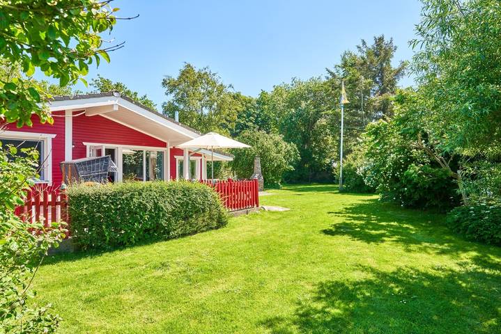 Ferienhaus für 4 Personen, mit Ausblick und Garten sowie Sauna, mit Haustier in der Husumer Bucht