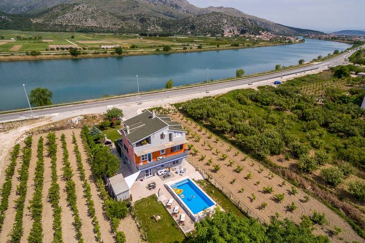 4-Zimmer-Haus mit Terrasse Opuzen, Usce Neretve K-8818 in Dubrovnik-Neretva