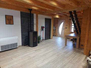 Gîte pour 10 Personnes dans Montcusel, Parc naturel régional du Haut-Jura, Photo 3