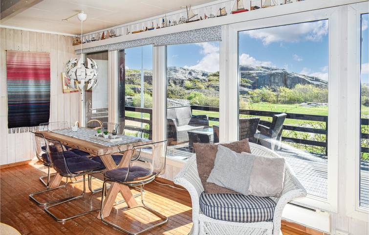 Ferienhaus für 7 Personen mit Terrasse in Larvik
