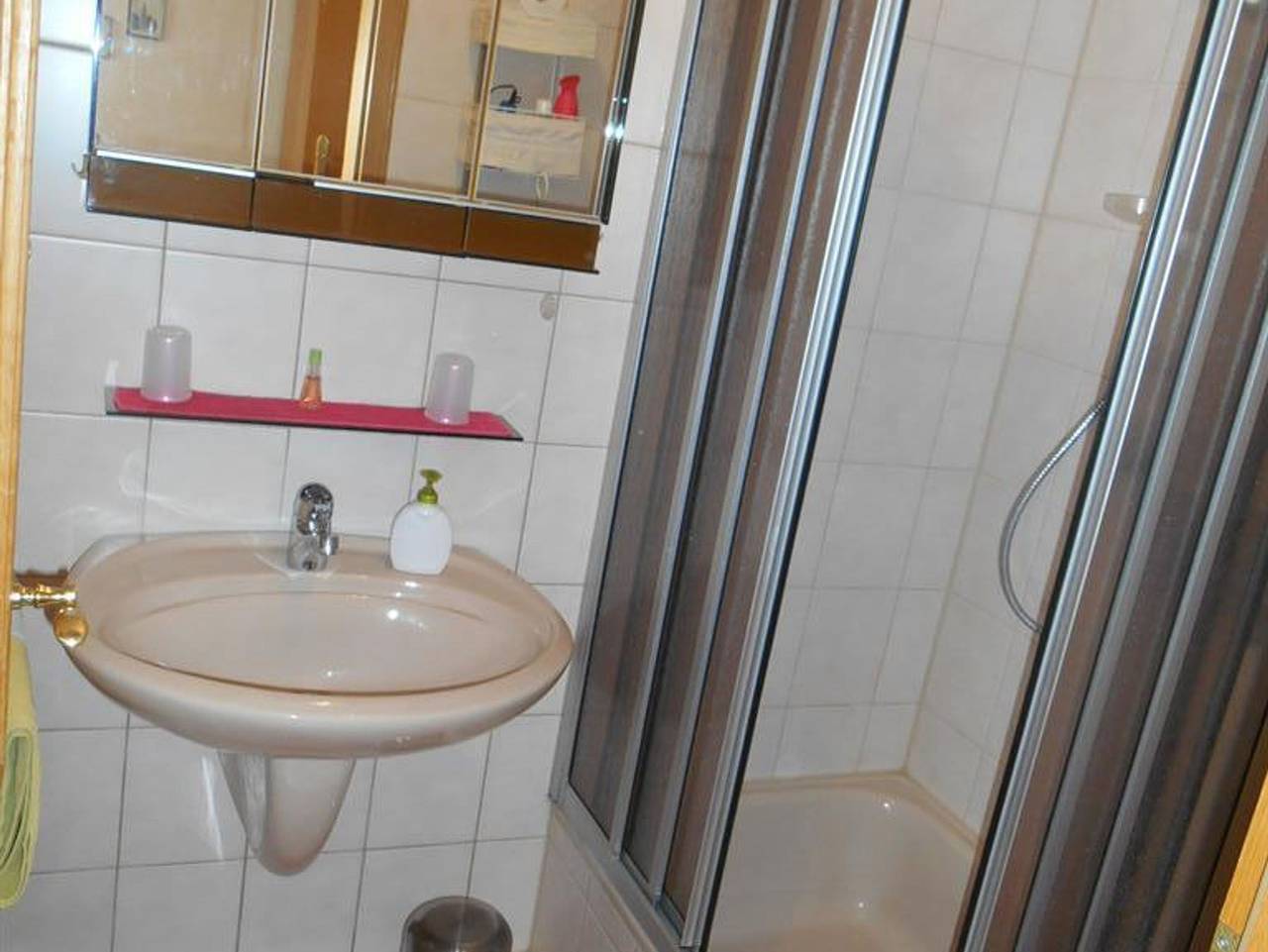 Ganze Ferienwohnung, Haus Bernadette - Ferienwohnung (1-2 Pers.) in Saulgrub, Bayerische Alpen