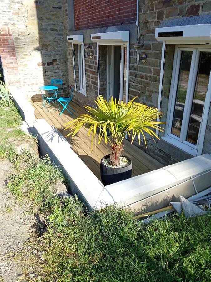 Gîte pour 2 personnes, avec terrasse et vue à Condé-sur-Noireau