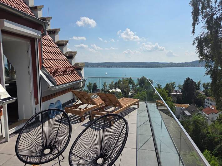 Ganze Wohnung, Großzügige Ferienwohnung Lieblingsplatz mit Terrasse am See in Überlingen in Badestrand Bodensee Yachtclub Überlingen, Überlingen