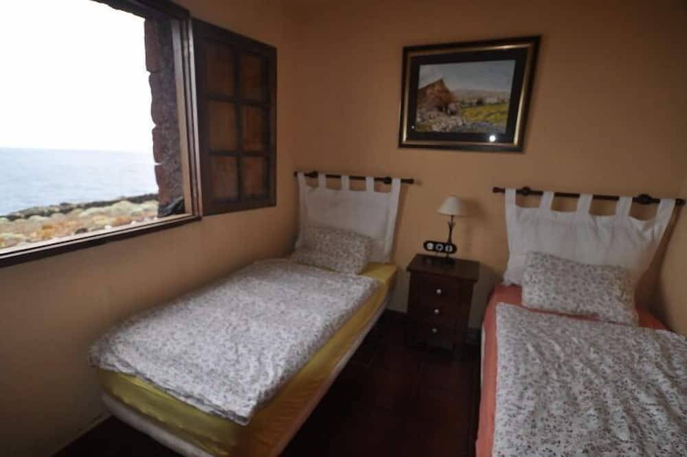 Casa terrera con espectaculares vistas al mar y con mucha tranquilidad in Valverde, El Hierro