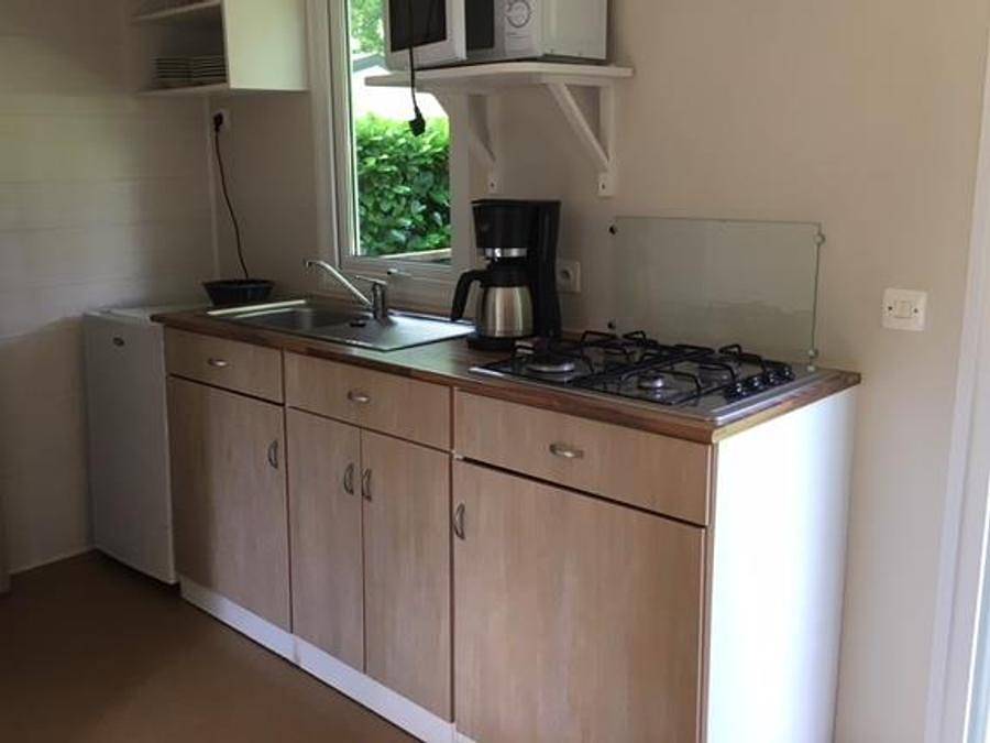 Camping Les Granges - Mobilhome 4 personnes - Confort Ohara 24 m² +terrasse in Vayrac, Quercy