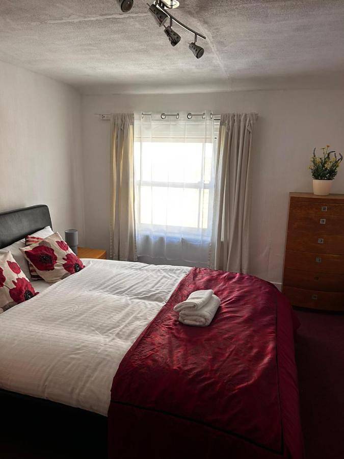 Location de vacances pour 2 personnes, avec jardin et terrasse dans Surbiton - 2