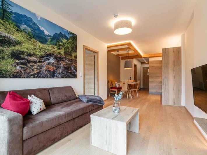 Ganze Wohnung, Schöne Wohnung mit Süd-West-Balkon in Haus, Schladming-Dachstein