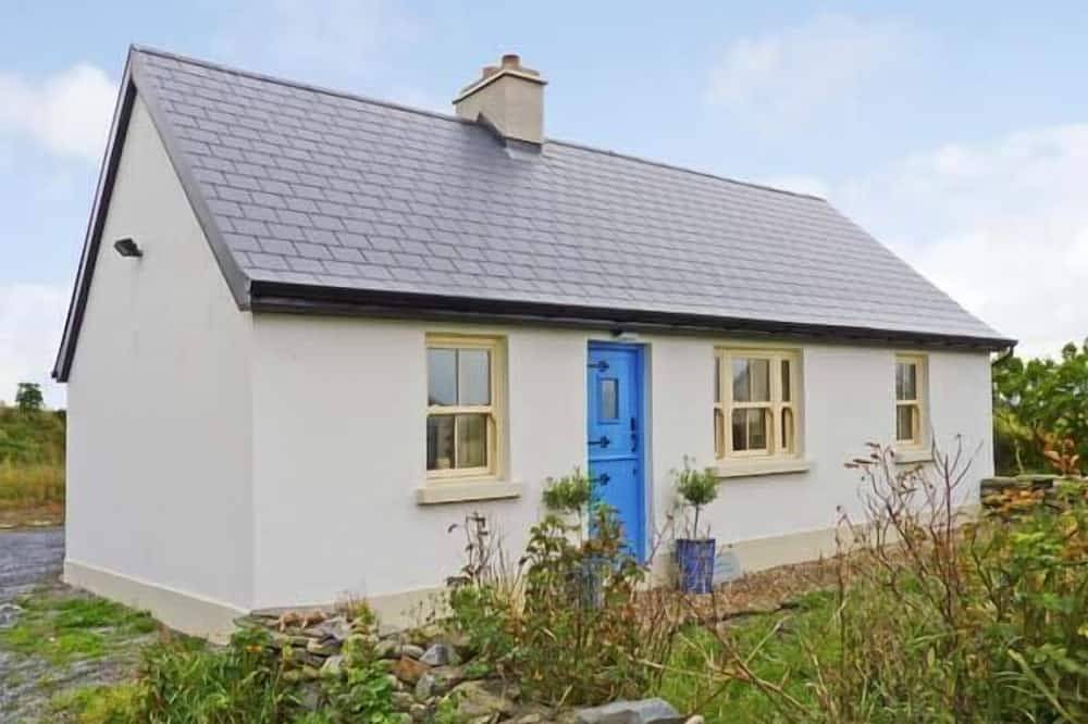 Bluebell Cottage, family friendly in Spanish Point, County Clare in County Clare