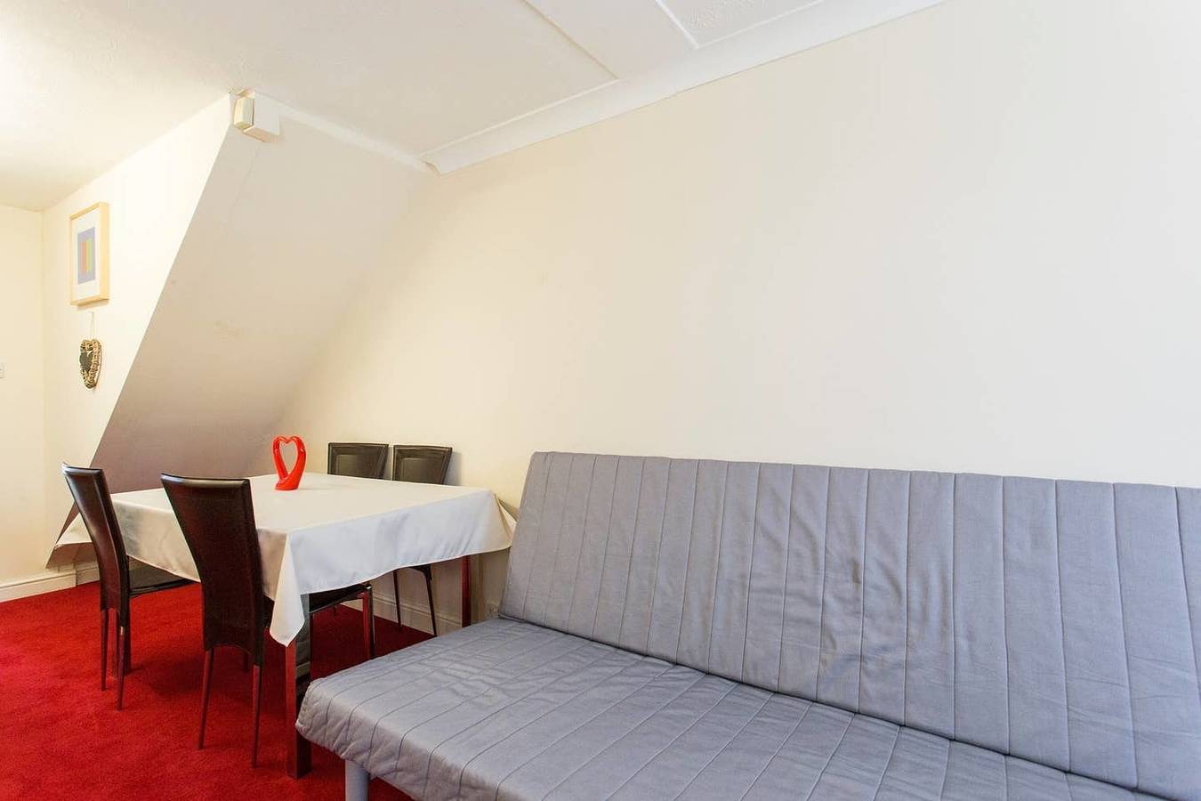 Entire vacation apartment, Immaculate 1-Bed Apartment in Romford in Havering, London