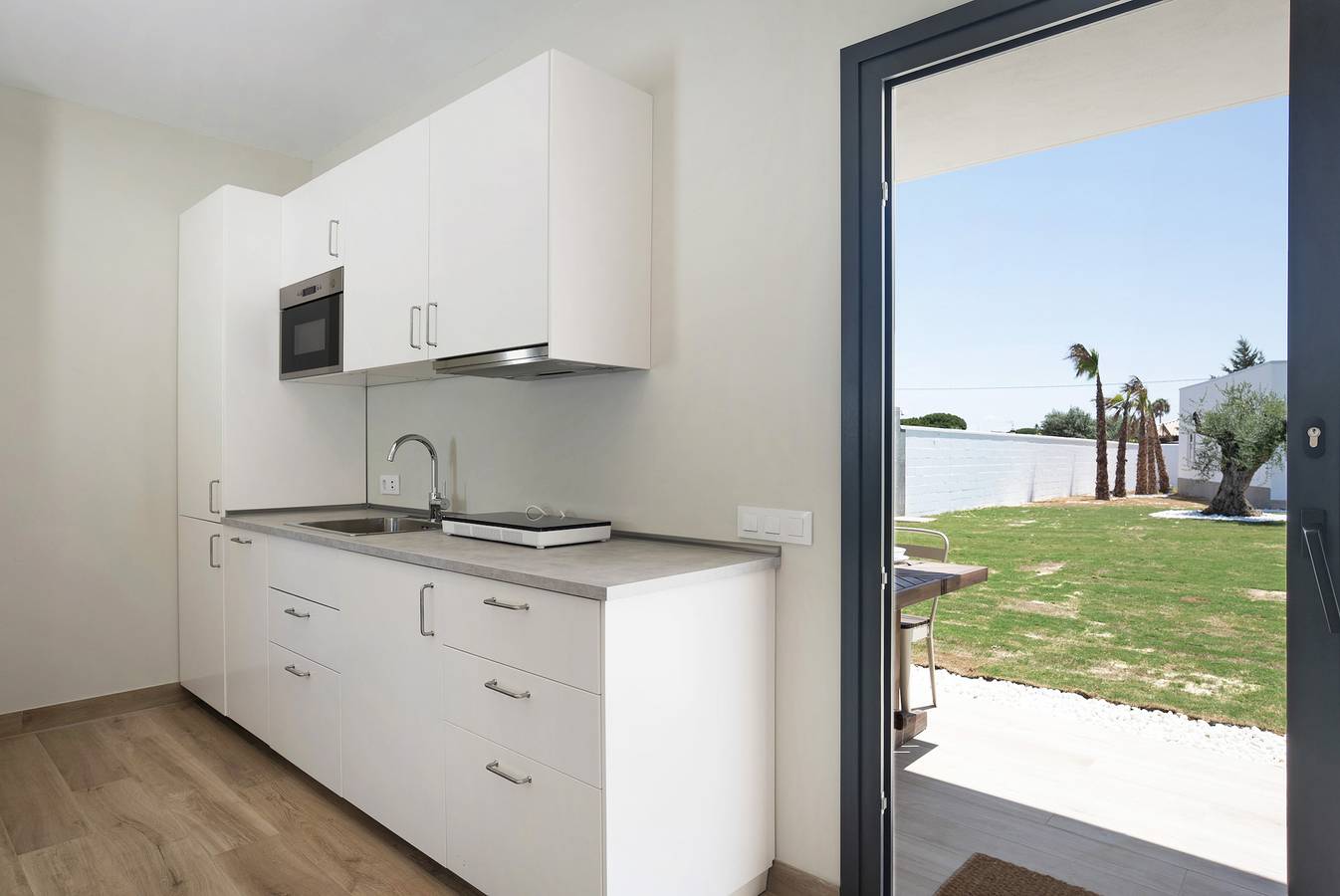 "Villa Preciosa para 12 pax - solo mayores de 25" con piscina privada, Wi-Fi y aire acondicionado in Chiclana de la Frontera, Costa de la Luz