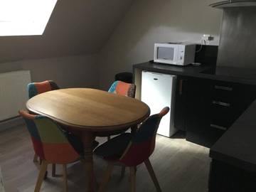 Gîte pour 4 personnes, avec jardin dans Chéreng