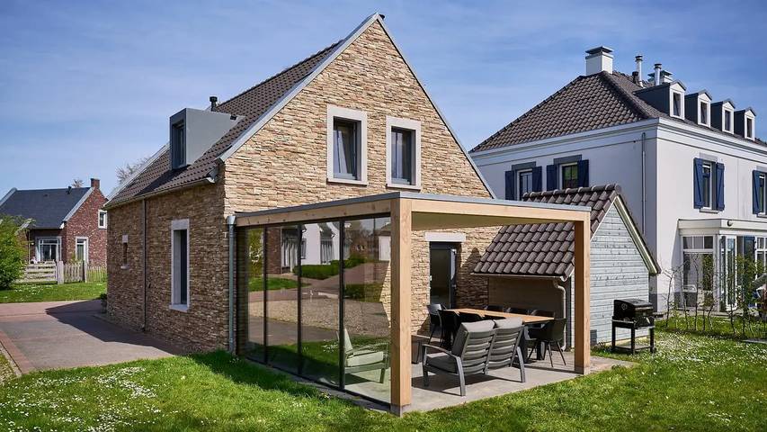 Ferienhaus für 10 Personen, mit Pool und Garten