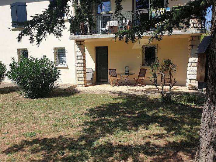 Gîte pour 4 personnes, avec terrasse à Saint-Hilaire-de-Brethmas - 3