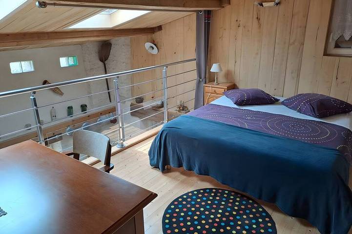 Maison de vacances pour 2 personnes, avec terrasse et jardin à Saint-Hilaire-la-Palud