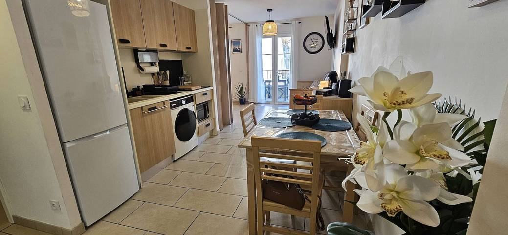 Gîte pour 4 personnes, avec terrasse et piscine à Sari-Solenzara - 2