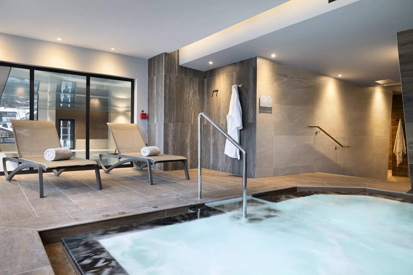 Entire apartment, Apartment 5 Rooms 10 Persons in Les Contamines-Montjoie, Pays du Mont-Blanc