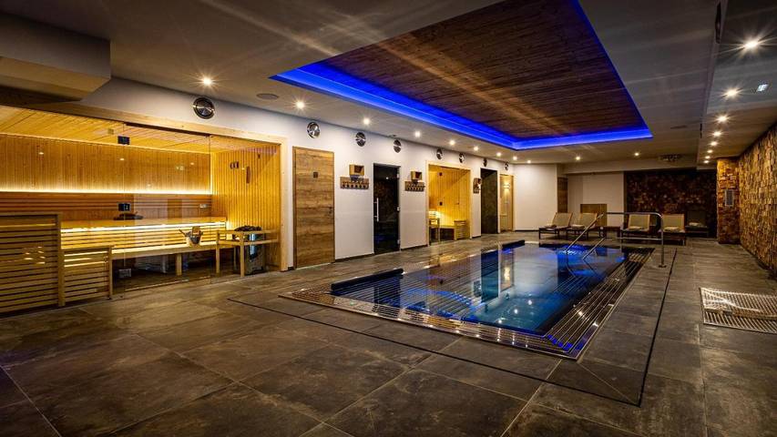 Hôtel pour 2 personnes, avec jacuzzi et jardin ainsi que piscine et sauna, animaux acceptés dans la Meuse - 4