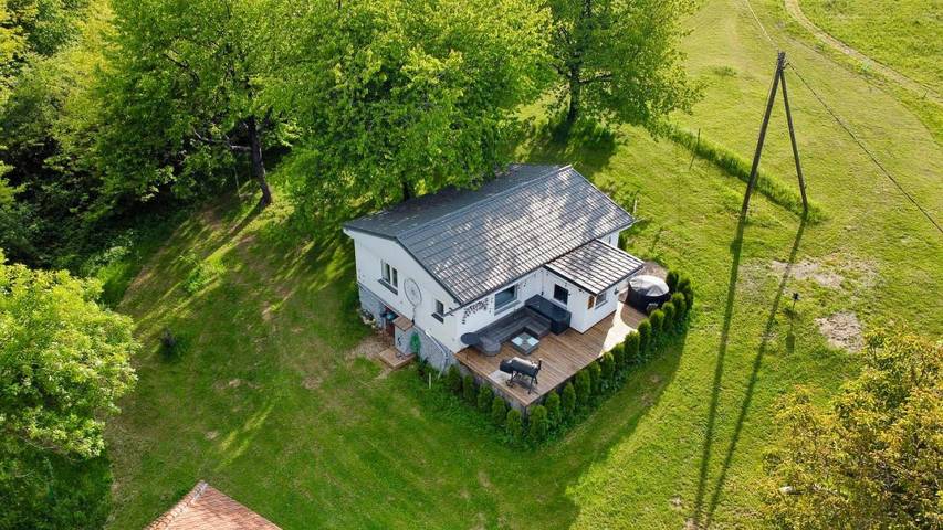 Casa rural para 2 personas, con vistas además de piscina y jardín, Se admiten mascotas en Rumania