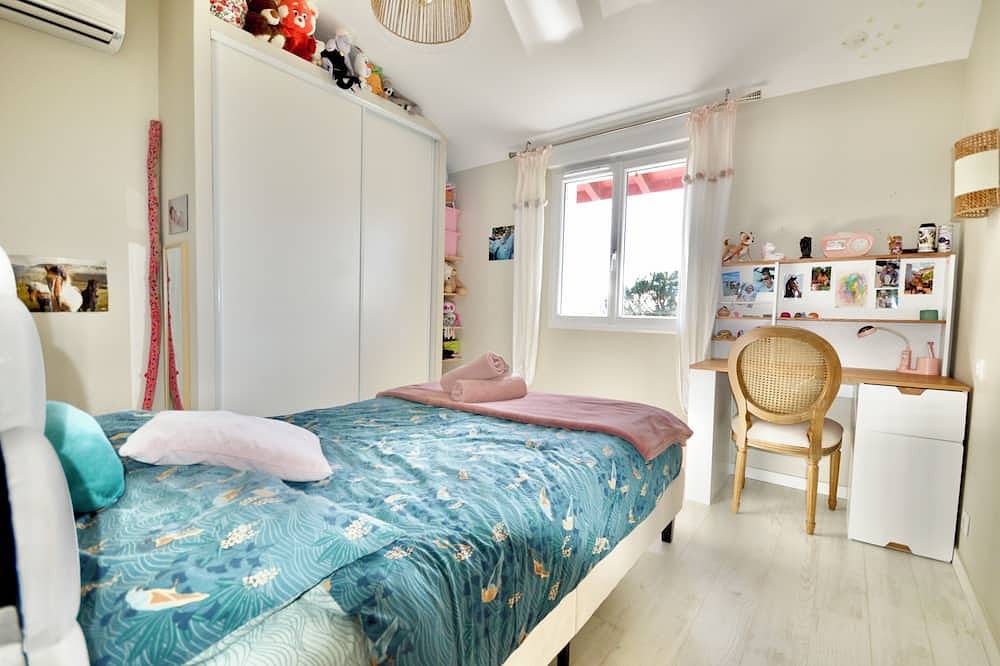 Ganze Wohnung, Arbonne - contemporary house with swimming pool in Arbonne, Bayonne und Umgebung