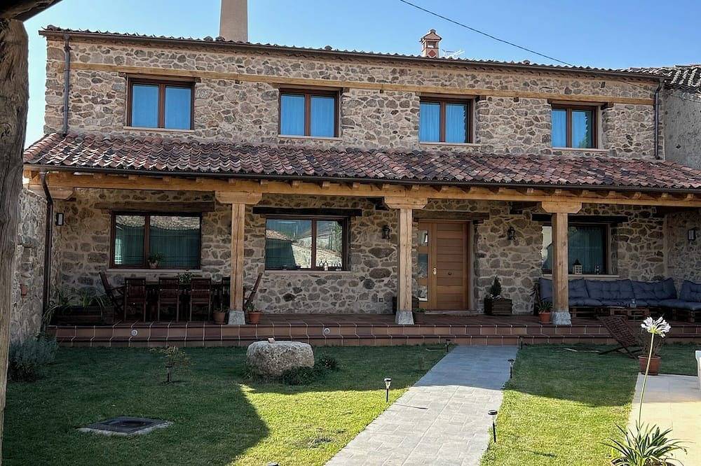 Casa Rural Los Candiles de Aldeasaz in La Cuesta (Segovia), Turégano