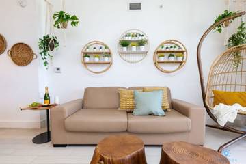 Vacation Apartment for 4 Guests in Hallandale Beach, Florida, Picture 2