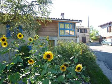Gîte pour 5 personnes, avec jardin et vue, animaux acceptés à Roquefixade