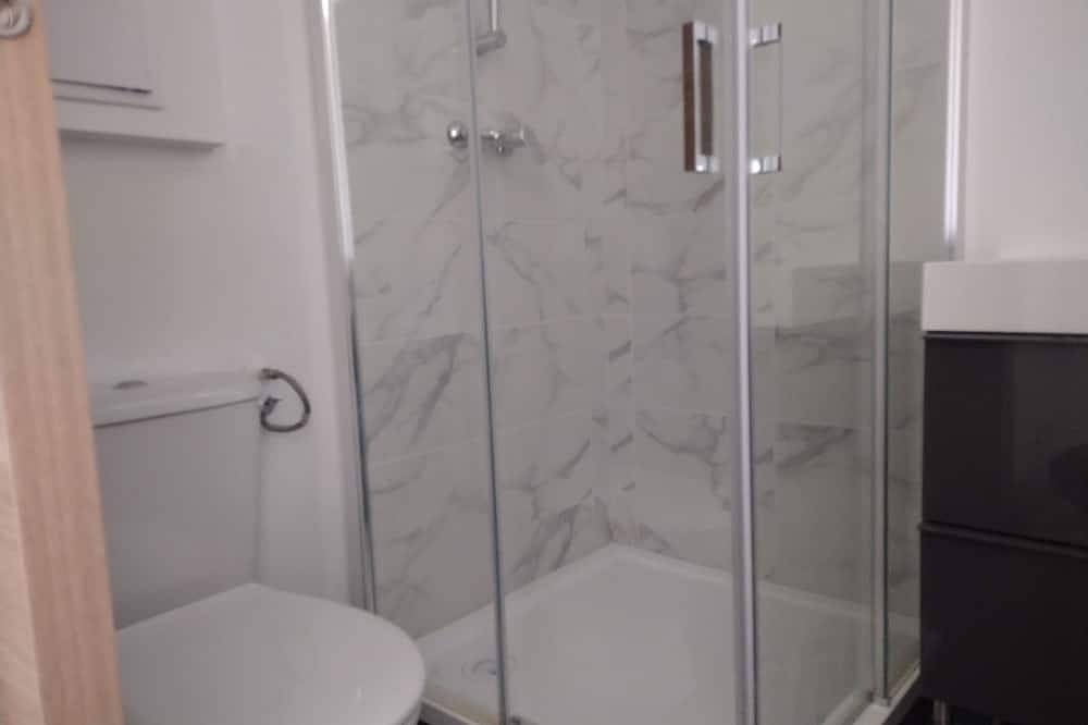 Entire apartment, Studio Proche Disney au Calme in Esbly, Seine-et-Marne