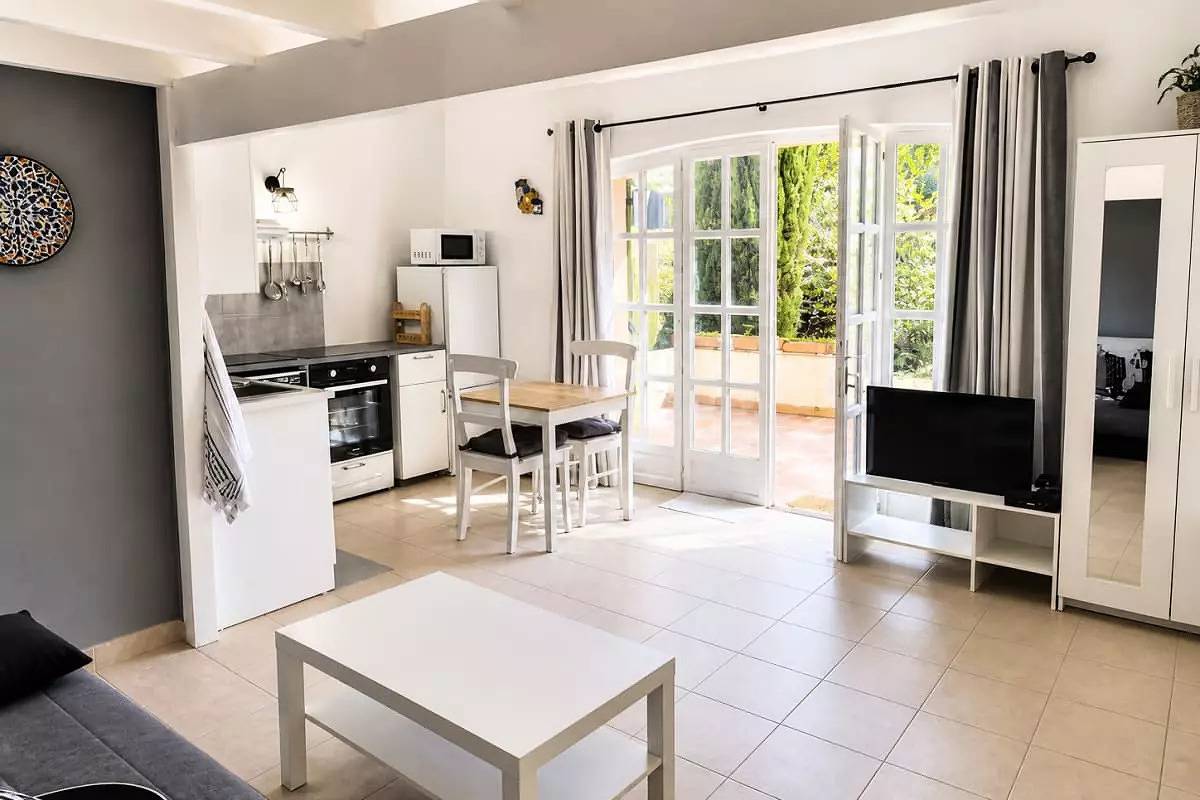 Estudio entero, Studio pour 4 Personnes in Lorgues, Region de Draguignan