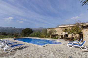 Villa in Torrent de la Vall d'en Marc, Pollença für 7 