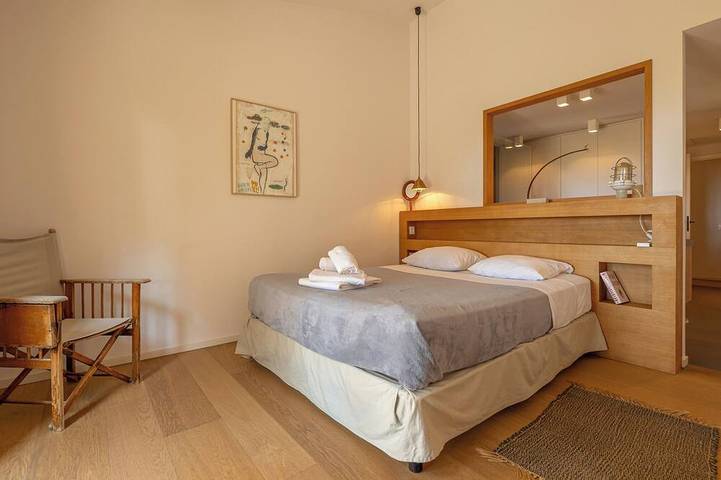 Location de vacances pour 12 personnes, avec terrasse et jardin dans Plage de la Palombaggia - 3