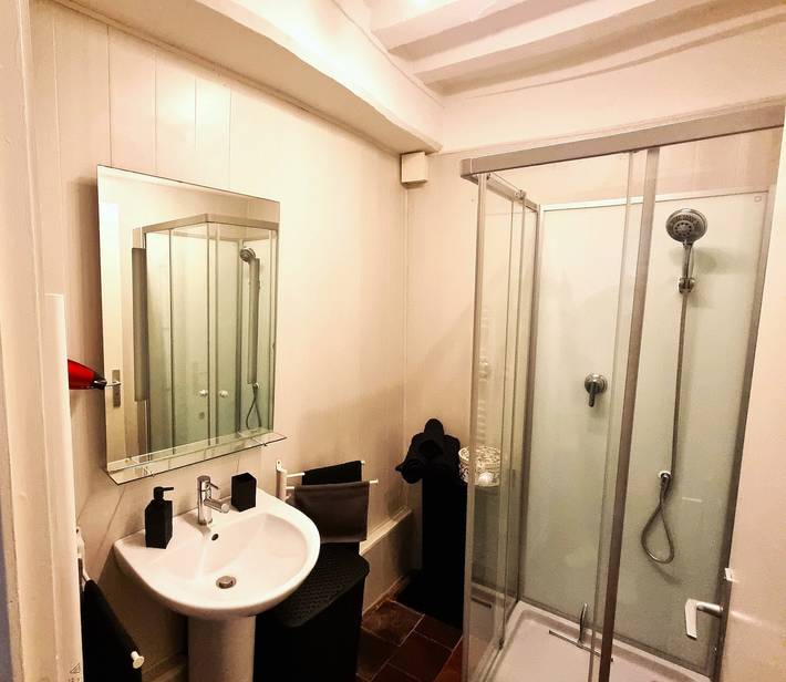 Geheel appartement, La Signature - Appt 70m² pour 6 voyageurs in Bayeux, Bayeux en omgeving
